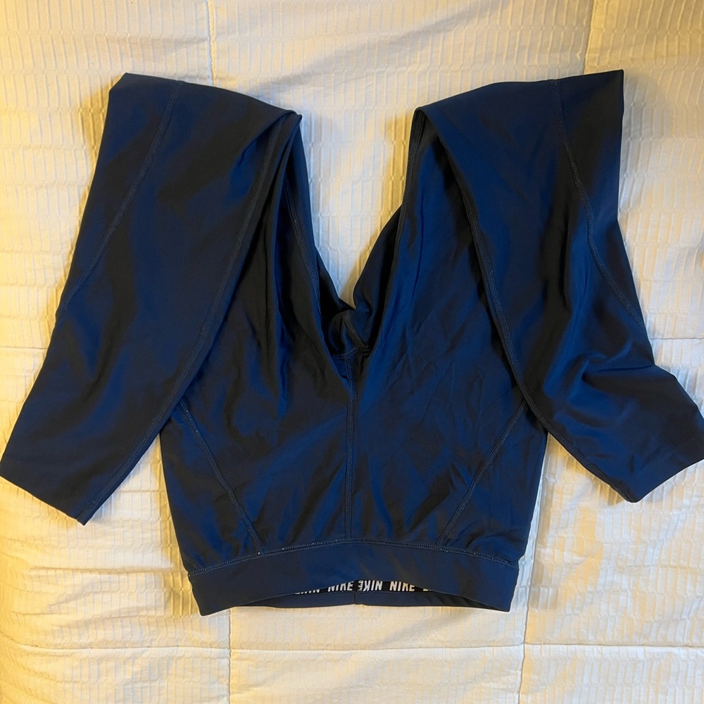 Blue Nike pro leggings